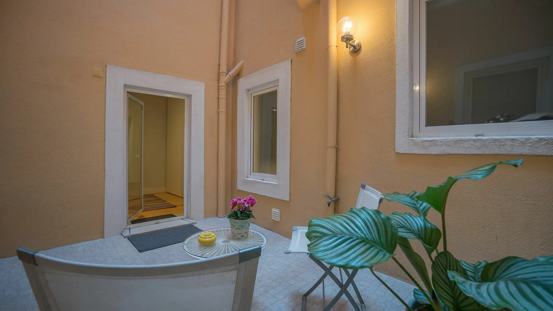 ליסבון Elegant And Cozy Apartment